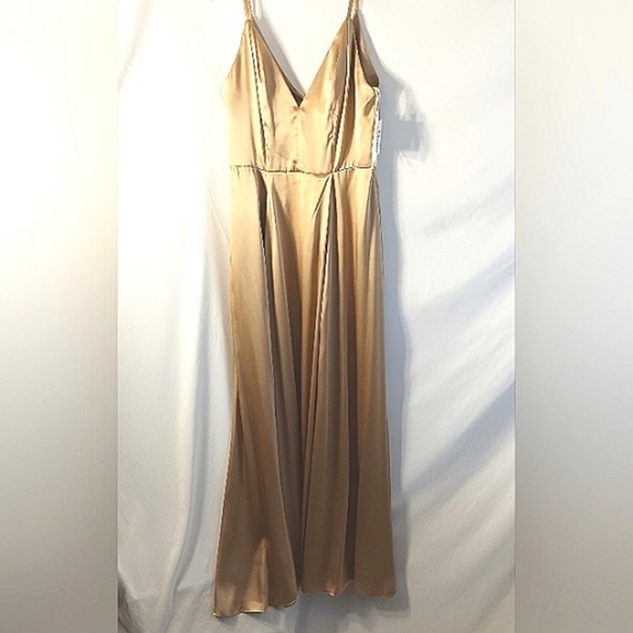 David's Bridal Dresses & Skirts - David's Bridal GOLDEN SATIN V-Neck Spaghetti Strap Formal Gown Event Maxi Dress